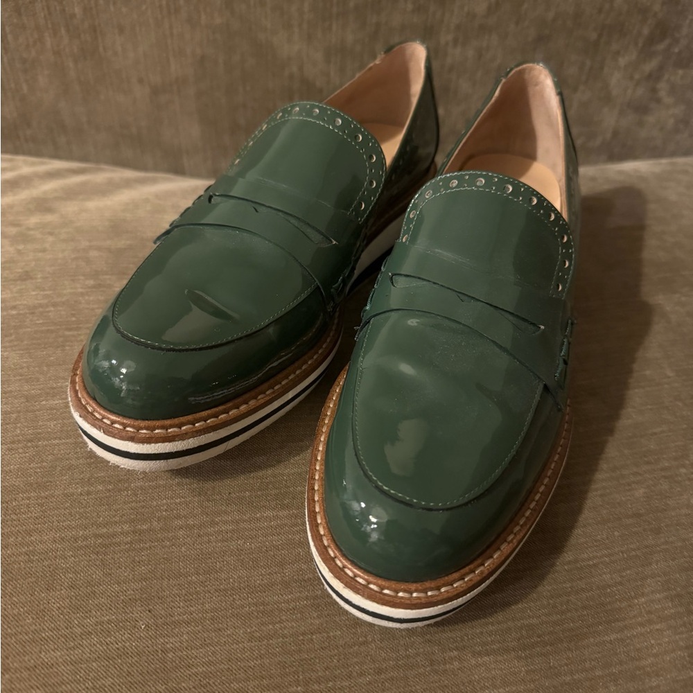 Baldinini Green and Brown Leather Flats